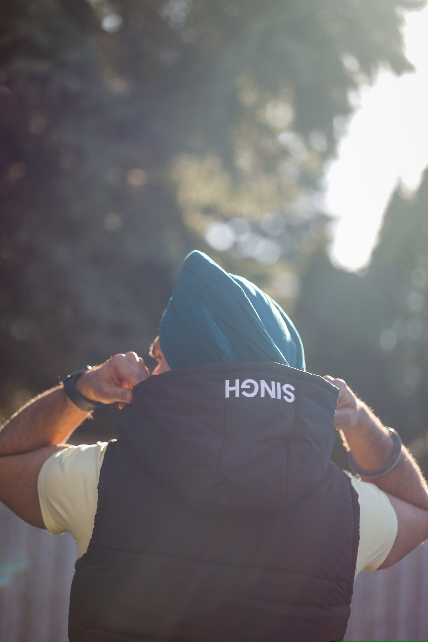 Men's Hooded Vest